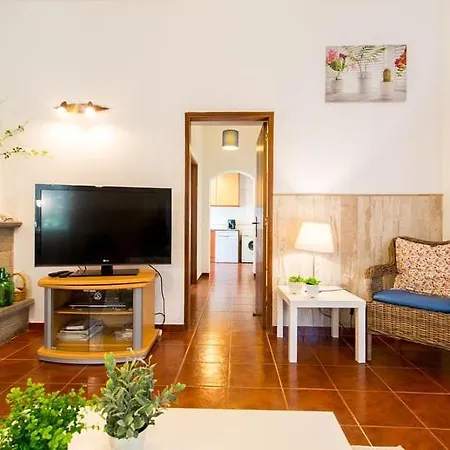 Vakantiehuis 15Min From Santa Luzia And Barril Beach Away, Wifi And Private Pool